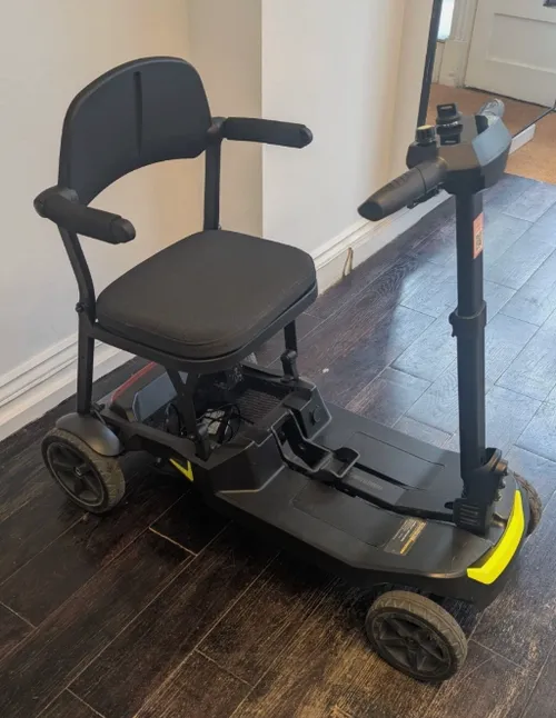 Ex Rental Ultralight Scooter with 12 mile battery distance