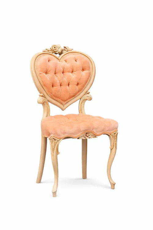 Vintage Heart Chair - Peach