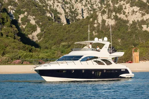 Azimut 62 