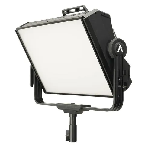 Aputure Nova P300c