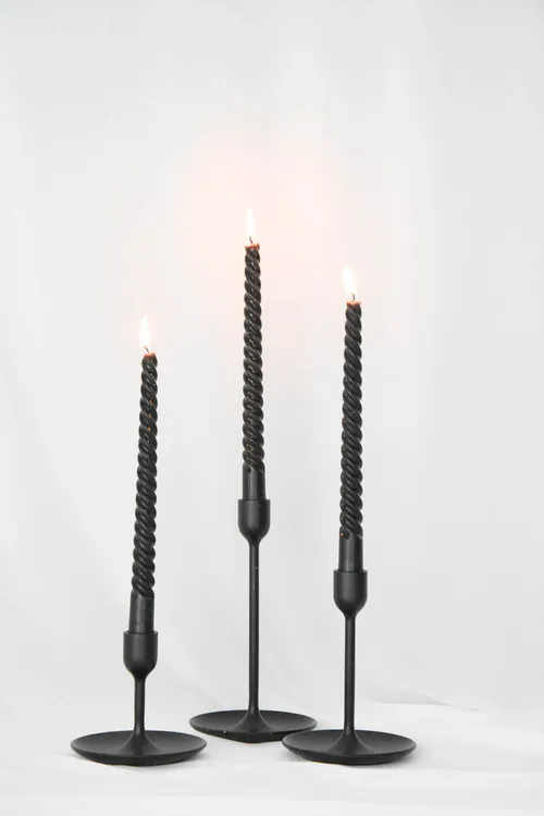 Zwarte kandelaar - dinerkaars