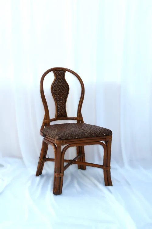 Vintage stoel - met vlechtwerk 