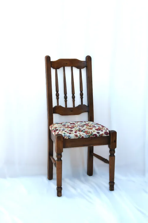 Vintage stoel - bloemen zitting