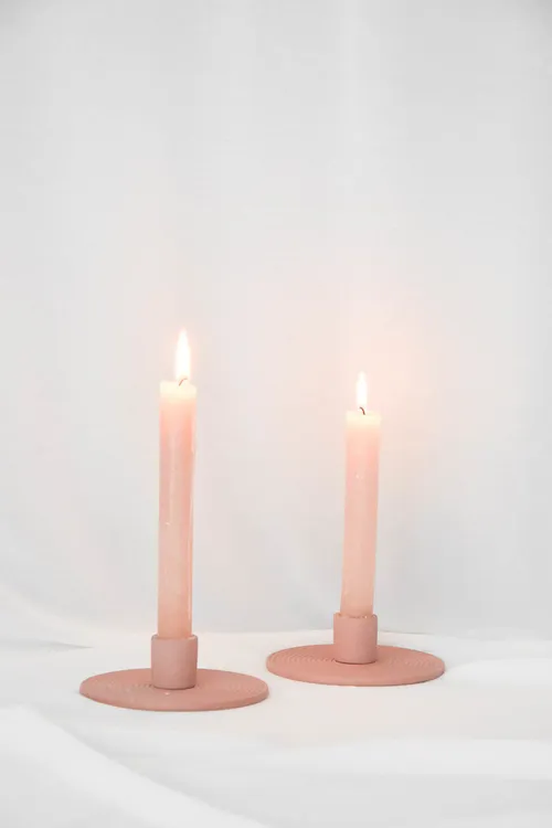 Roze kandelaar - dinerkaars - plat