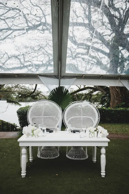 White Sweetheart Farm Table