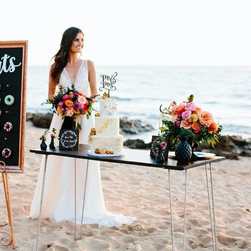 Aloha Hairpin Table