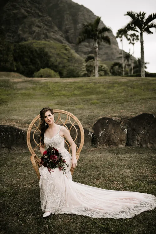 Pauoa Peacock Chair