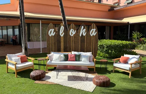 Midcentury Modern Lounge