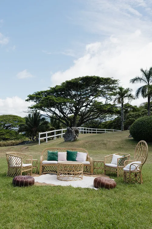 Rattan Lounge