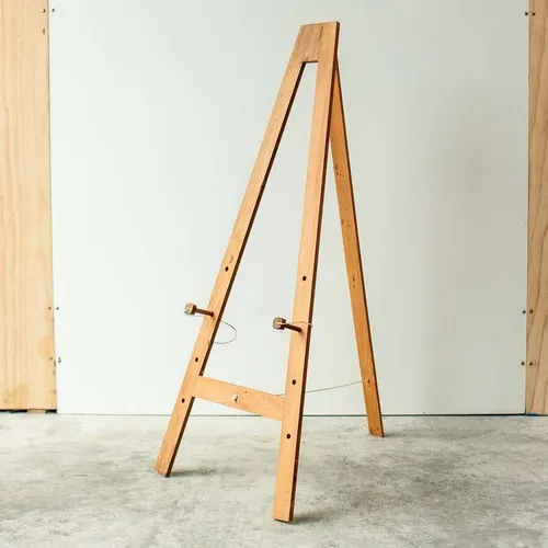Medium Wooden Easel 