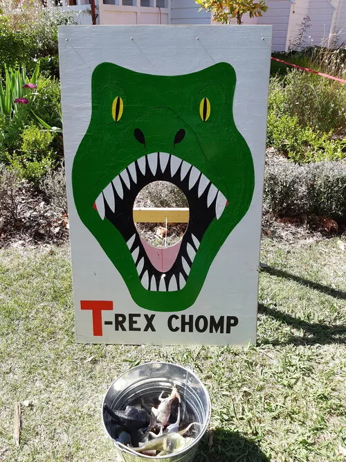 T-Rex Chomp