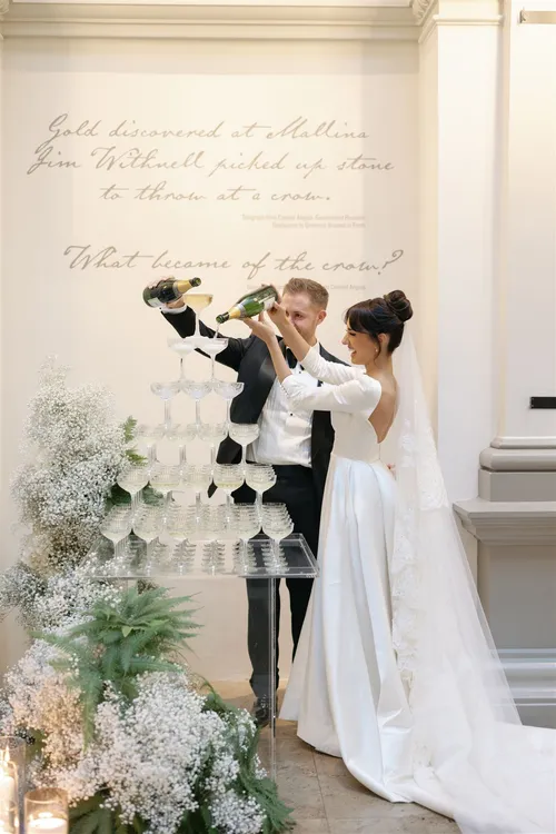 91 Glass Cut Crystal Champagne Tower