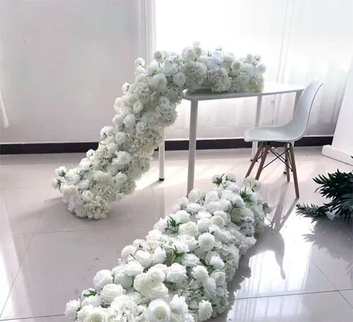 White Flower Runners 6ft