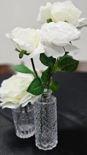 Textured mini bud vase with arrangements (set of 2)