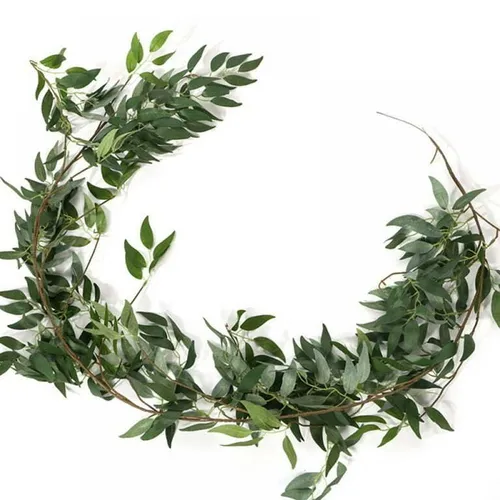 Artificial green leaves Garland/Runner