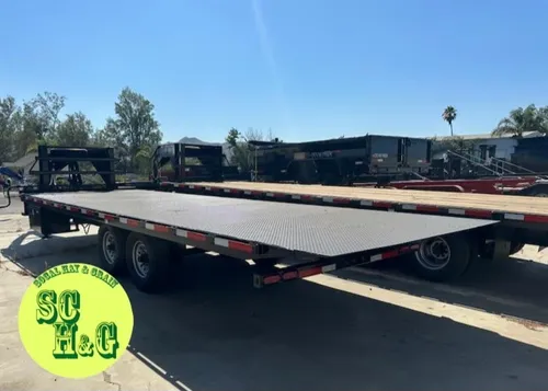2023 Texas Pride 16k Powered Tilt Gooseneck 25ft trailer with diamond plate deck & knife edge 