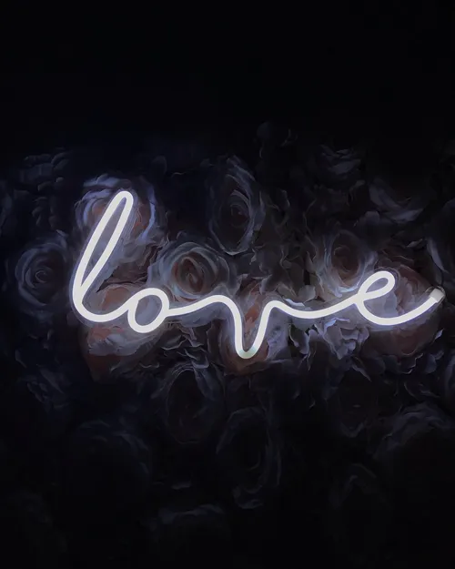 Neon Light Up ‘LOVE’ Sign 