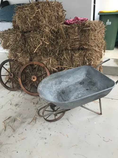 Rustic Vintage Wheelbarrow Drinks Cooler