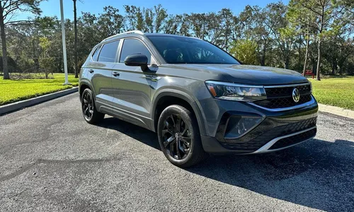 Volkswagen Taos SE 4Motion