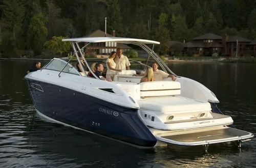 🚤 Cruise DC in Style – 35' Cobalt Luxury Bowrider