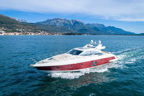Welcome to the Azimut 68S