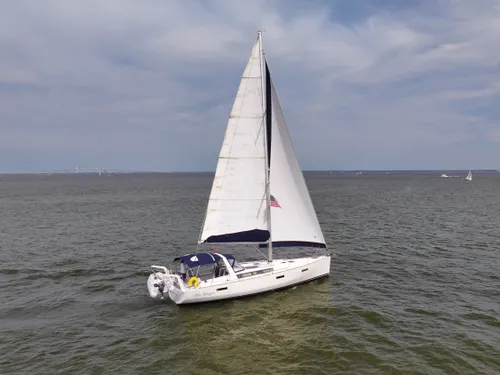 🌊 Set Sail on a Luxurious 46’ Beneteau Oceanis in Annapolis, Maryland!