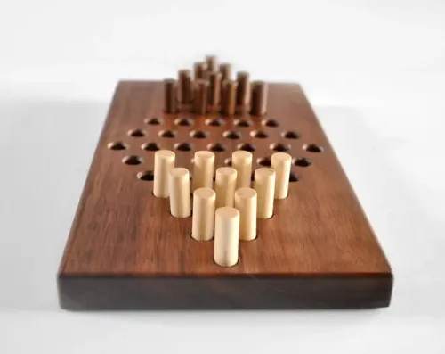 Wooden Chinese Checkers – ( 1v1 Edition)