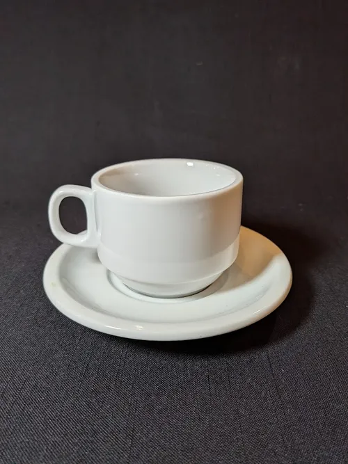 Essentials Cup & Saucers (dozen)
