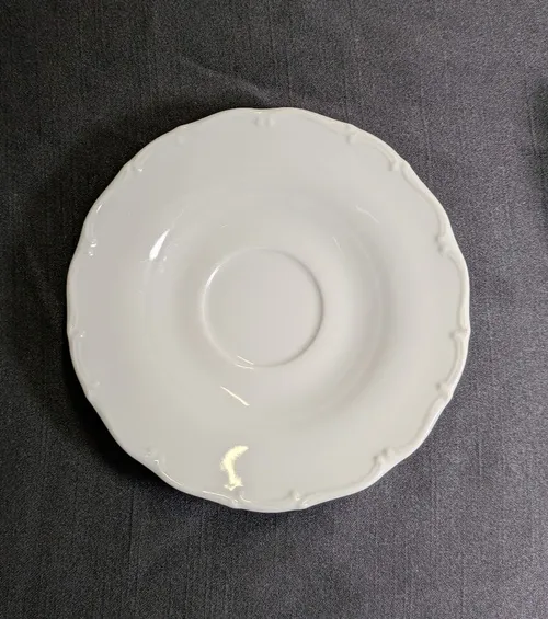 Snowdrop Small Saucers (dozen)