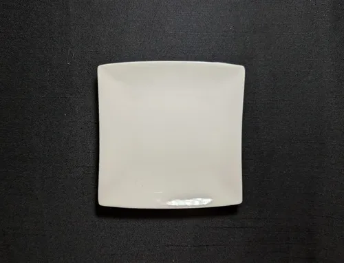 Square 8