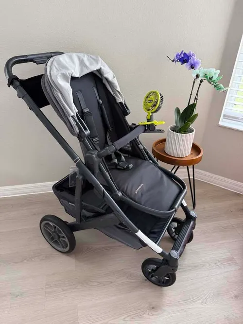 UppaBaby Cruz Stroller + Ryobi Fan