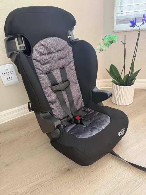 Lightweight Combination Car Seat Booster