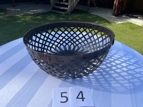 Bread Basket - Flat Iron - Round - MED