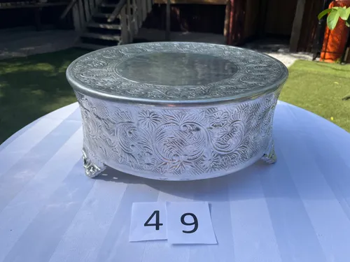 Cake Stand / Riser - Patterned - Round - MED