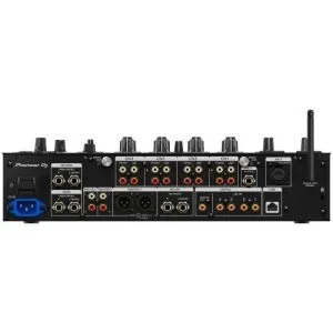Pioneer DJM 900 mixer