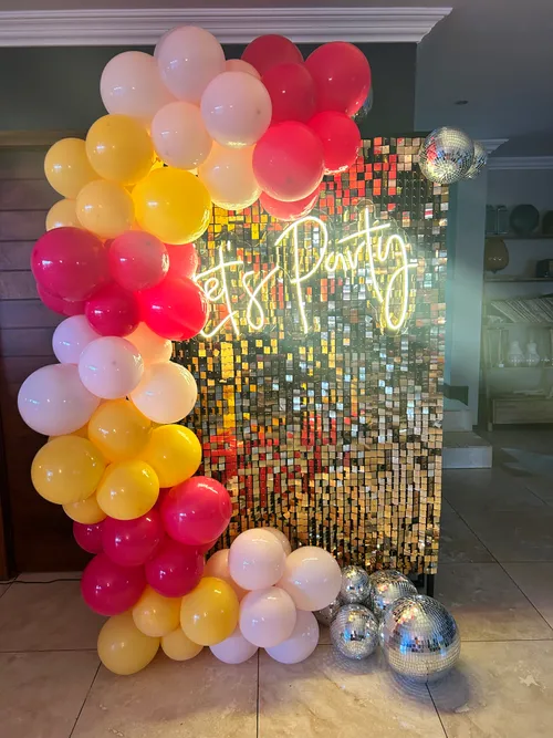 Shimmer Gold Backdrop 2m x 3m 