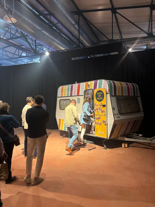 photobooth caravan striped