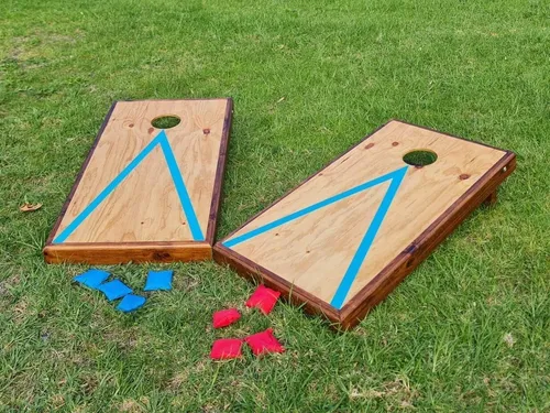 Corn Hole Toss