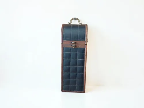Vintage Wine Box
