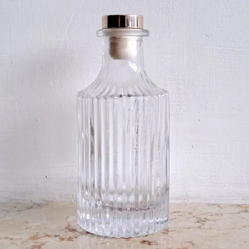 Line Design Perfume Bottle