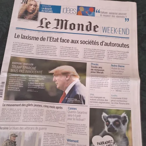 Le Monde Paris News Paper