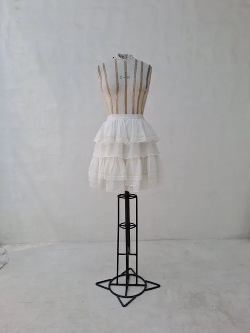 Innika Choo White Short Skirt with Ruffles