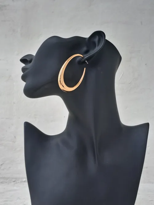 Oval Gold Hoop Earrings