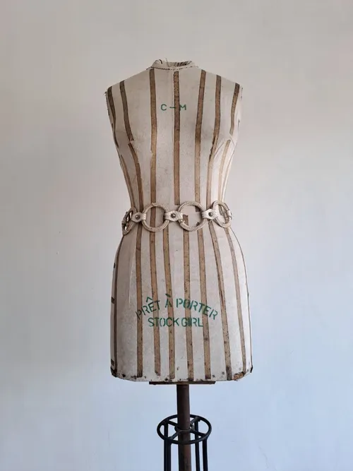 Circle Chain White Belt