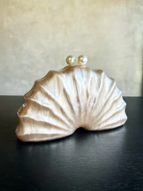 Clam Shell Marble Clutch