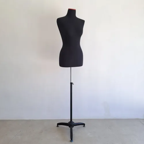 Black Mannequin