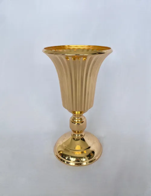 Gold Medium Vase Centerpiece