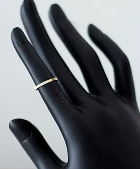 Minimal Lines Gold Ring with Flat Band