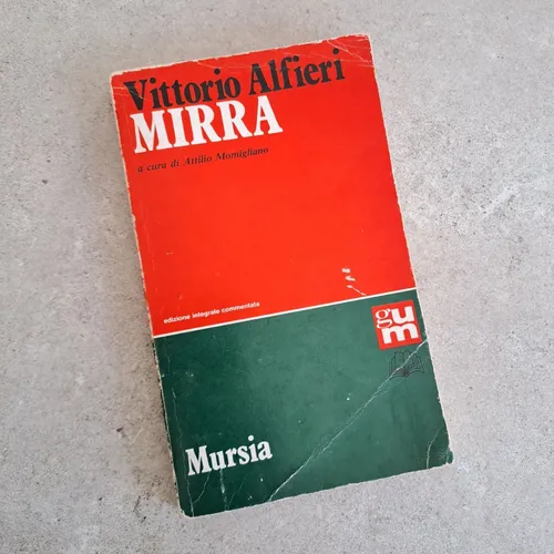 Mirra Book