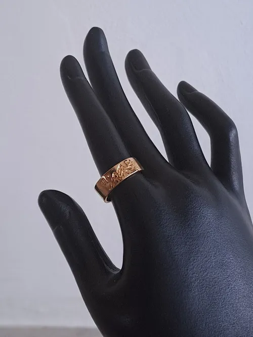Flat Gold Ring With Design
